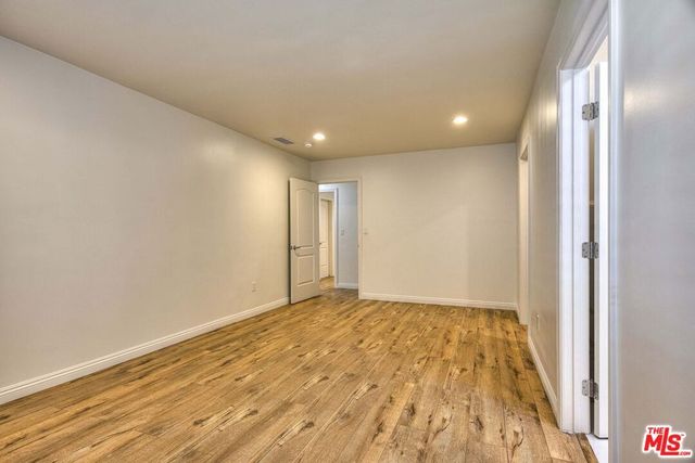 4923 Burgoyne Lane, La Canada Flintridge, CA 91011