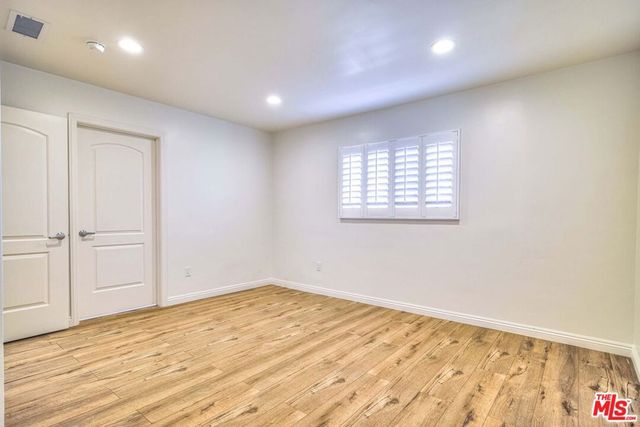 4923 Burgoyne Lane, La Canada Flintridge, CA 91011