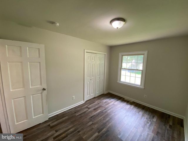 12017 N DICKINSON DR, Fredericksburg, VA 22407