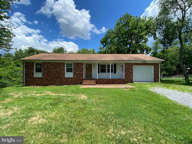 12017 N DICKINSON DR, Fredericksburg, VA 22407
