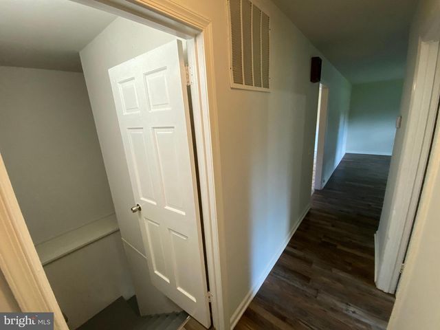 12017 N DICKINSON DR, Fredericksburg, VA 22407