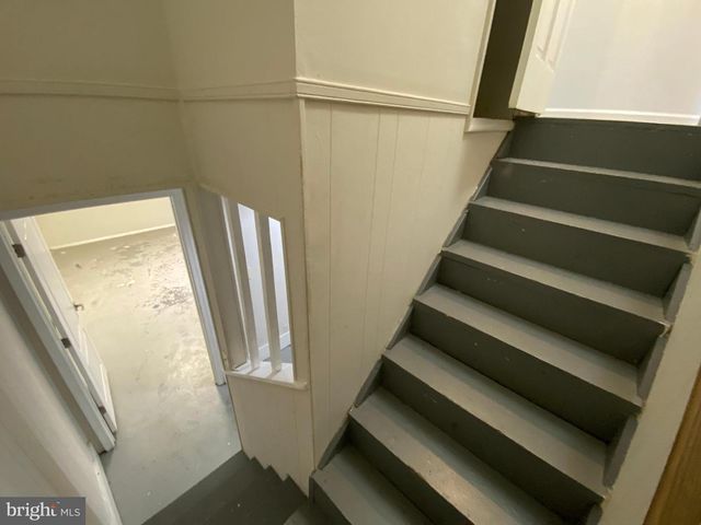 12017 N DICKINSON DR, Fredericksburg, VA 22407