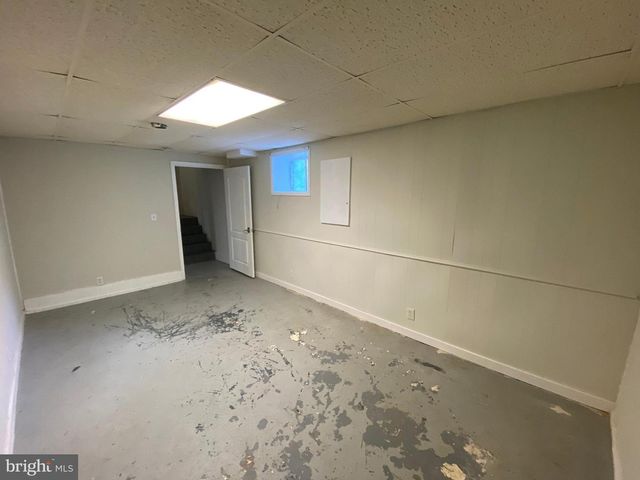 12017 N DICKINSON DR, Fredericksburg, VA 22407