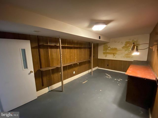 12017 N DICKINSON DR, Fredericksburg, VA 22407