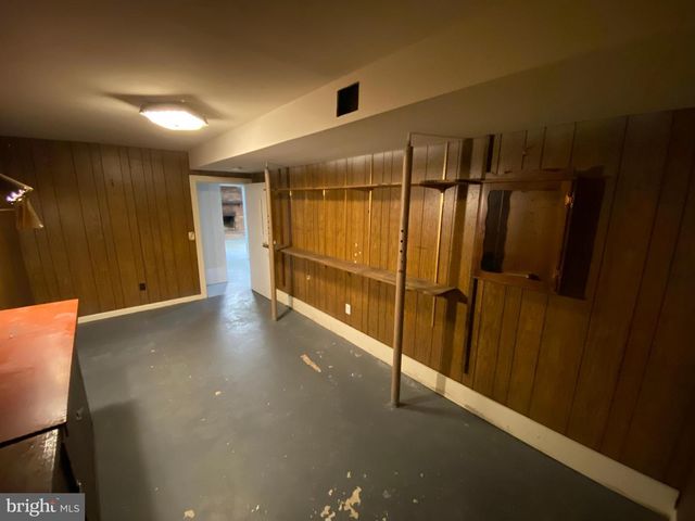 12017 N DICKINSON DR, Fredericksburg, VA 22407