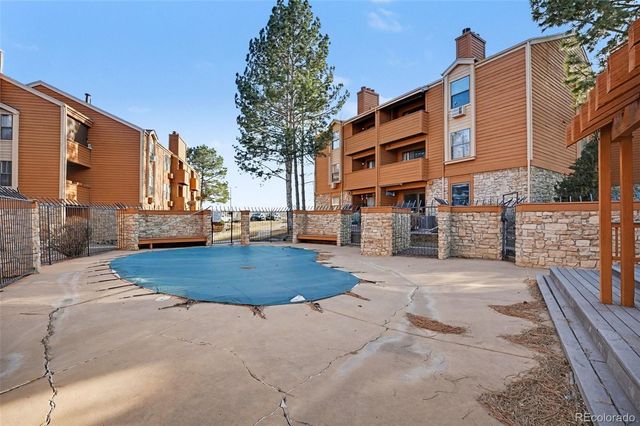 4284 S Salida Way 12, Aurora, CO 80013