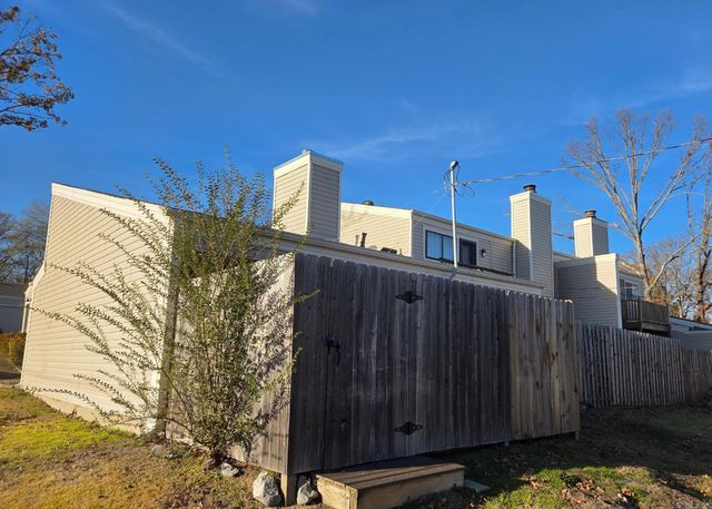 1900 Broken Bow Street, North Little Rock, AR 72116