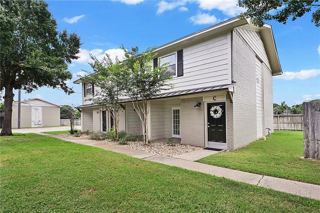 1400 Summit Street C, College Station, TX 77845