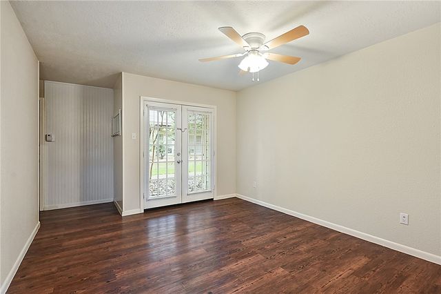 1400 Summit Street C, College Station, TX 77845