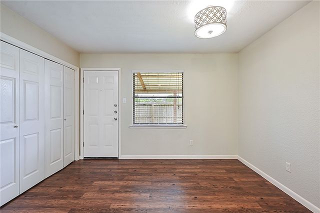 1400 Summit Street C, College Station, TX 77845