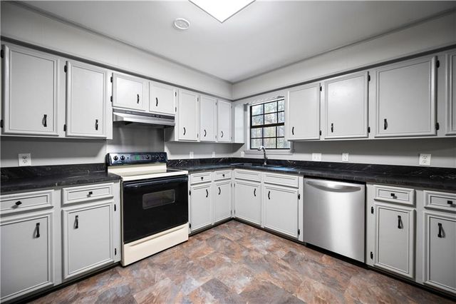 510 WILLIAMS LAKE Road, Pineville, LA 71360