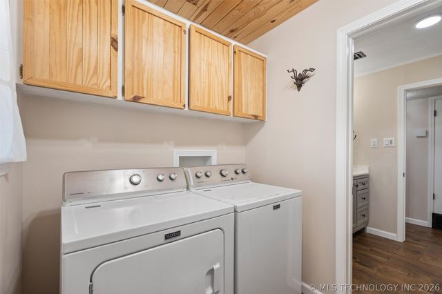 5916 Cornell Drive, Bartlesville, OK 74006