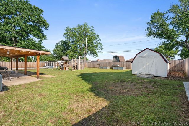 5916 Cornell Drive, Bartlesville, OK 74006