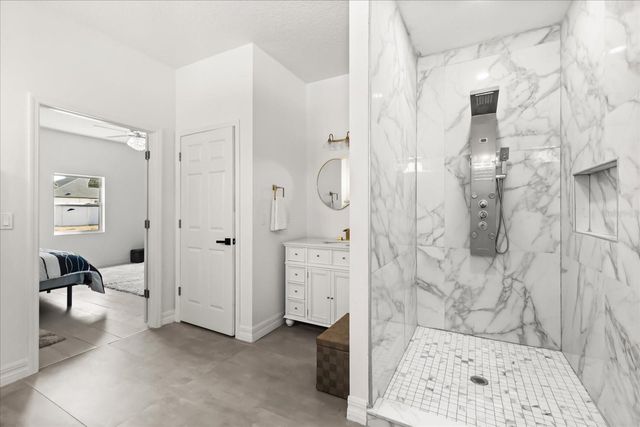 812 CHASTAIN ROAD, Seffner, FL 33584