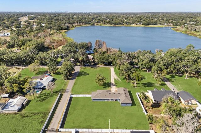 812 CHASTAIN ROAD, Seffner, FL 33584