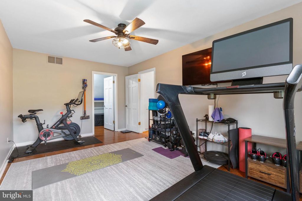 Image 44 of property listing at 771 MACSHERRY DR, Arnold, MD 21012
