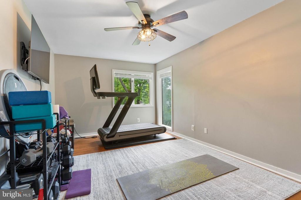 Image 45 of property listing at 771 MACSHERRY DR, Arnold, MD 21012