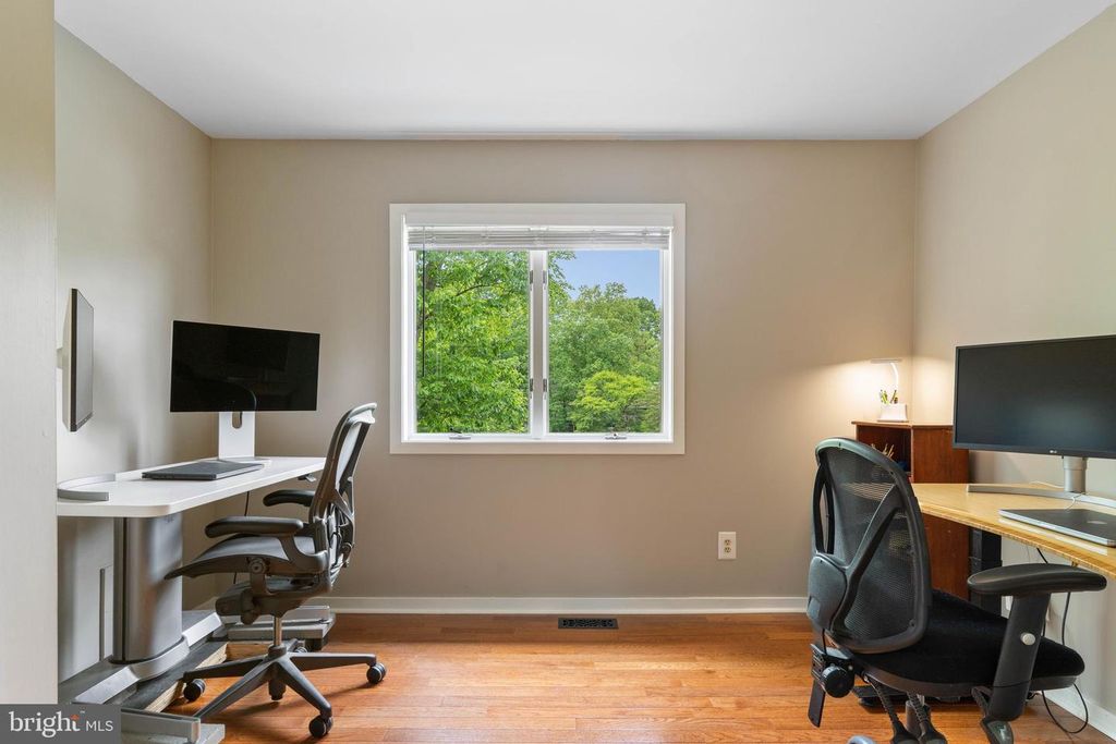 Image 46 of property listing at 771 MACSHERRY DR, Arnold, MD 21012