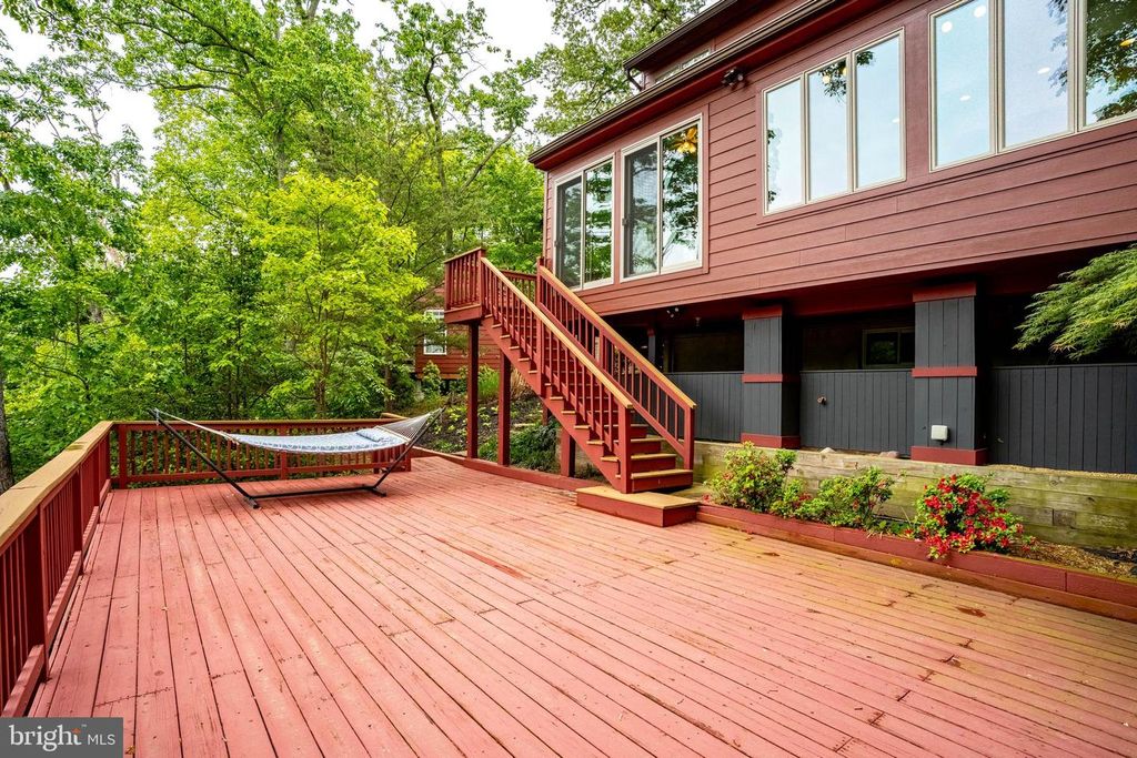 Image 68 of property listing at 771 MACSHERRY DR, Arnold, MD 21012