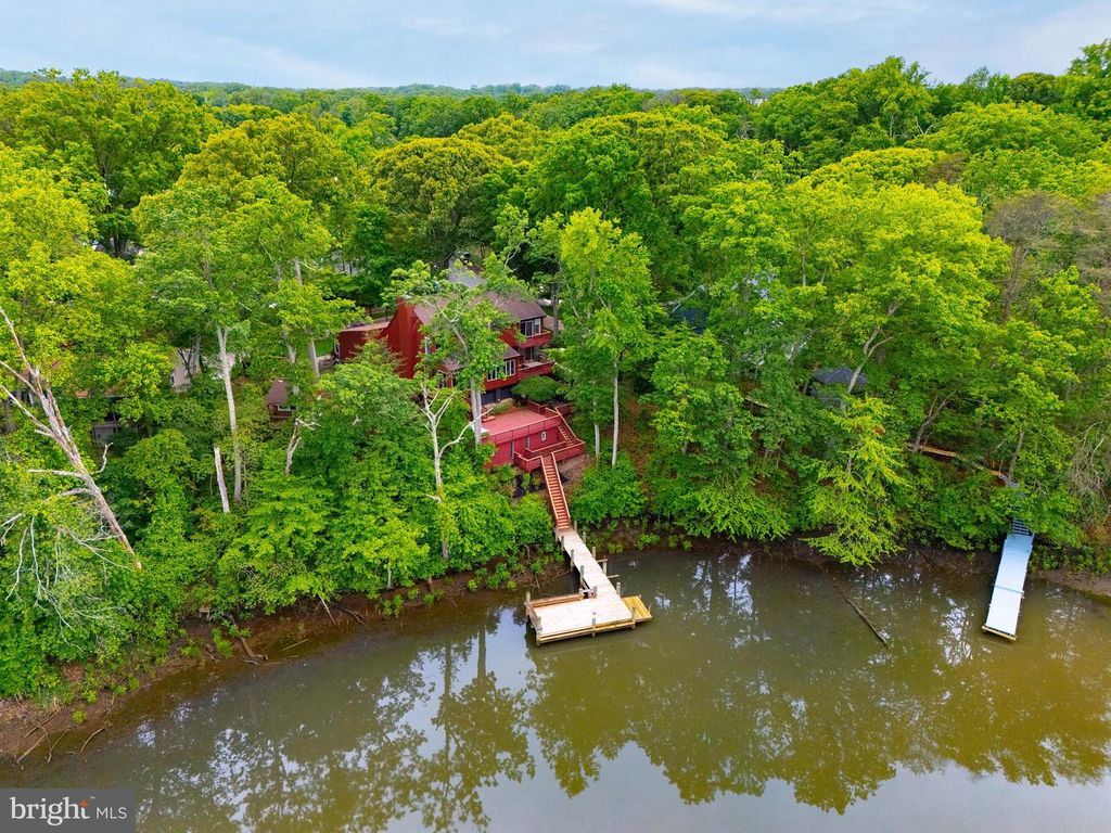 Image 74 of property listing at 771 MACSHERRY DR, Arnold, MD 21012