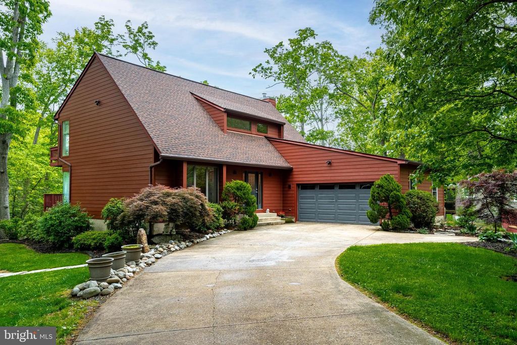 Image 79 of property listing at 771 MACSHERRY DR, Arnold, MD 21012