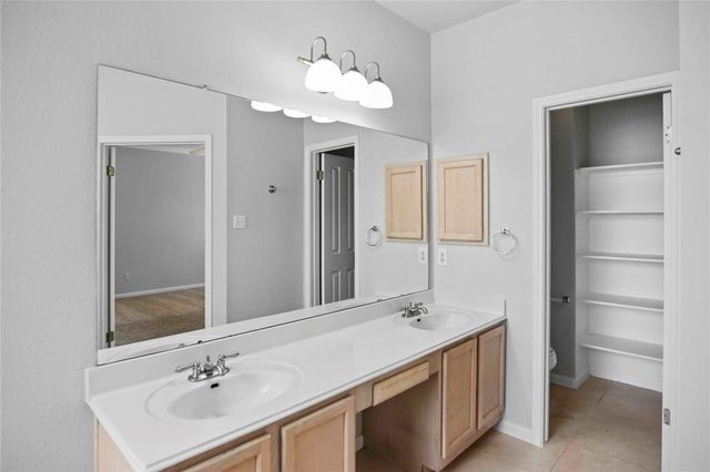 17504 Lake Pines DR, Round Rock, TX 78681