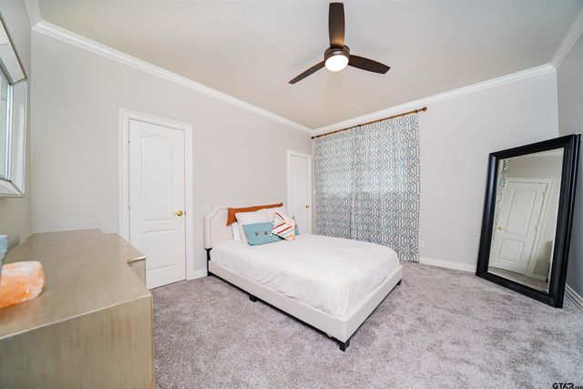 219 Hunters Cir, Longview, TX 75605