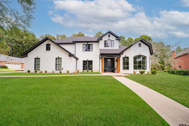 219 Hunters Cir, Longview, TX 75605