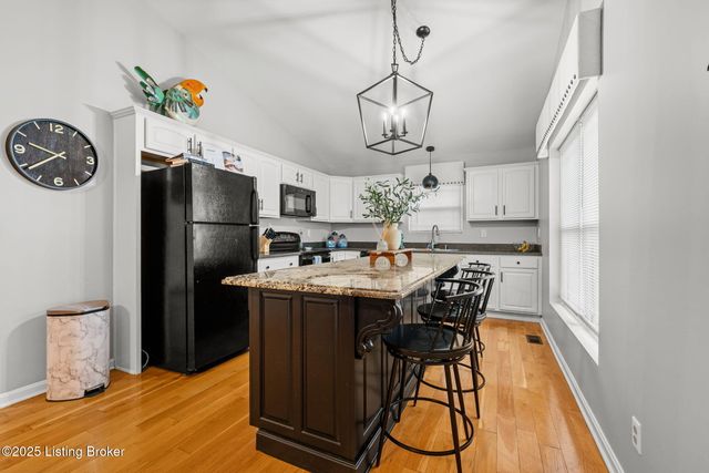 107 Riverside Ln, Falls Of Rough, KY 40119