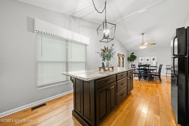 107 Riverside Ln, Falls Of Rough, KY 40119