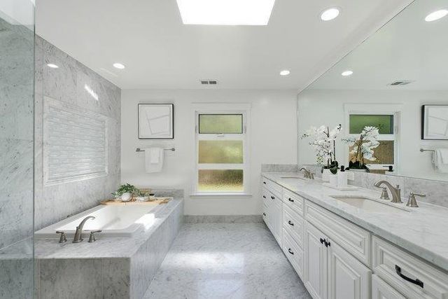 2155 Sterling Avenue, Menlo Park, CA 94025