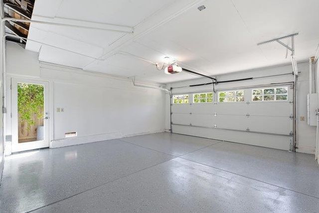 2155 Sterling Avenue, Menlo Park, CA 94025
