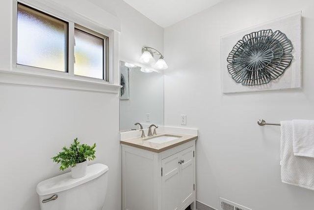 2155 Sterling Avenue, Menlo Park, CA 94025