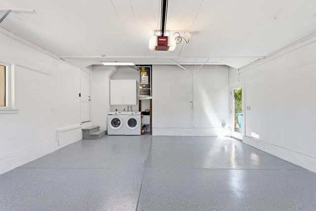 2155 Sterling Avenue, Menlo Park, CA 94025