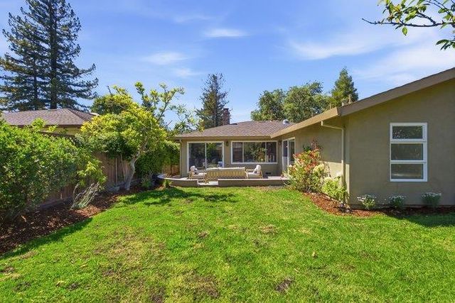 2155 Sterling Avenue, Menlo Park, CA 94025