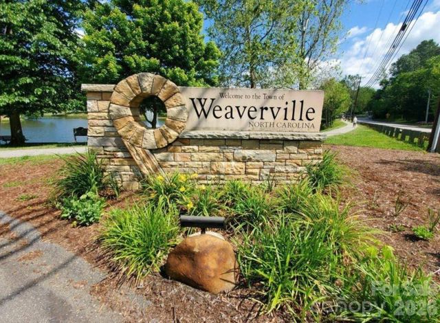 92 Salem Road, Weaverville, NC 28787