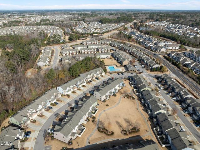 512 Brier Crossings Loop, Durham, NC 27703