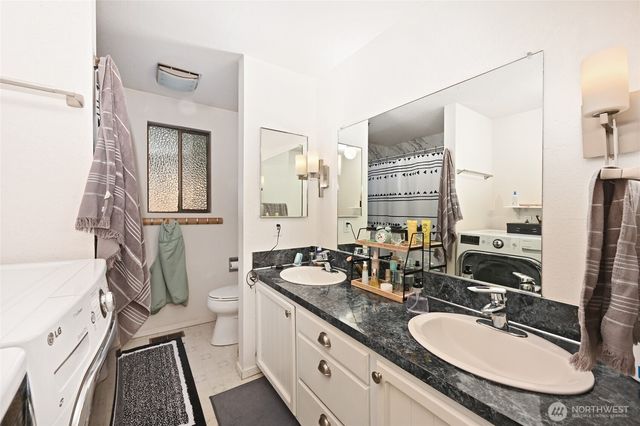 1614 NE 199th Court, Shoreline, WA 98155