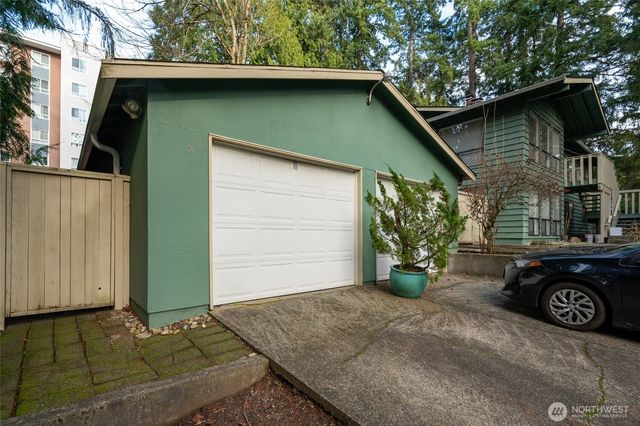 1614 NE 199th Court, Shoreline, WA 98155