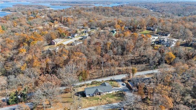 9087 Bluff Drive, Rogers, AR 72756