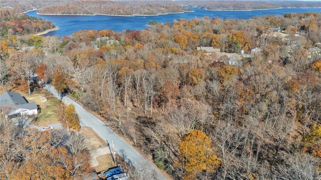 9087 Bluff Drive, Rogers, AR 72756