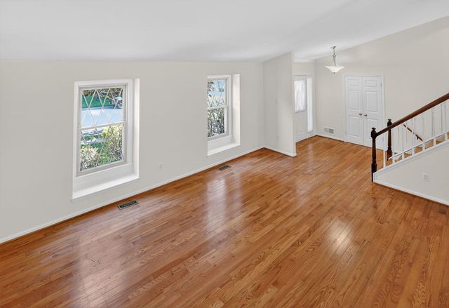 6030 BURNSIDE LANDING DR, Burke, VA 22015