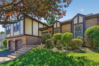 6030 BURNSIDE LANDING DR, Burke, VA 22015