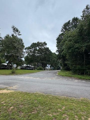 1137 Rugby Avenue, Summerton, SC 29148