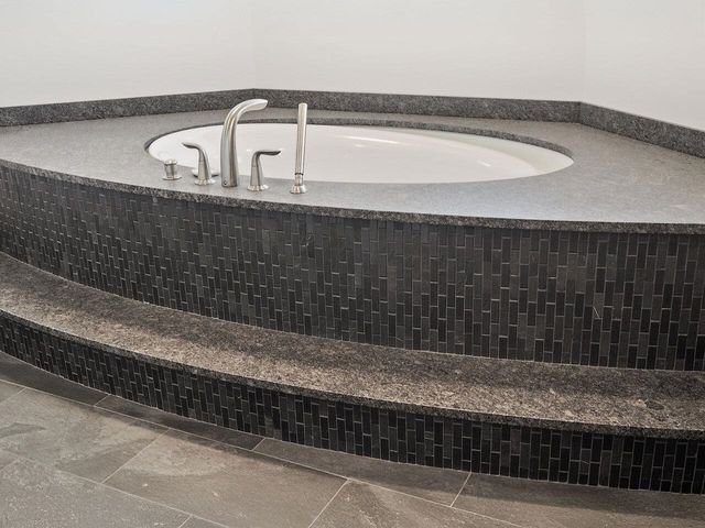 541 Golf Course Road, South Burlington, VT 05403