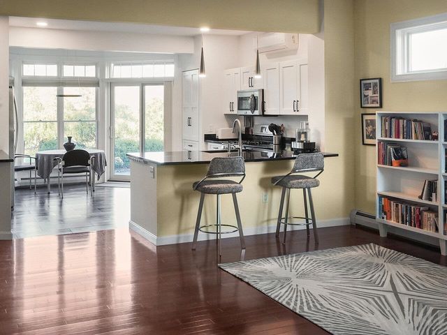 541 Golf Course Road, South Burlington, VT 05403