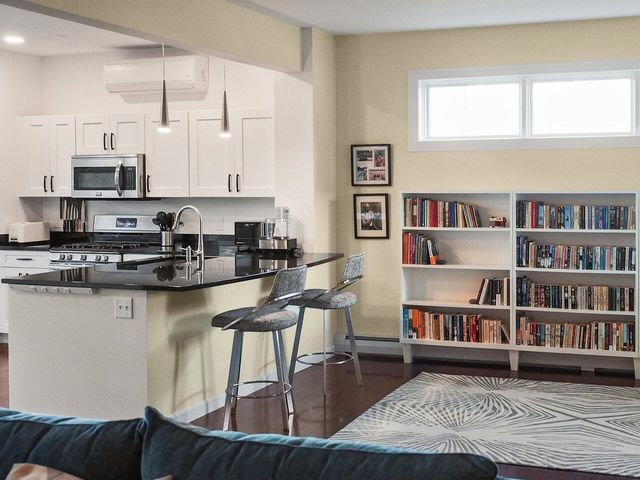 541 Golf Course Road, South Burlington, VT 05403