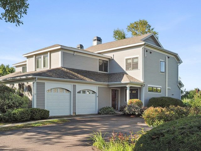 541 Golf Course Road, South Burlington, VT 05403