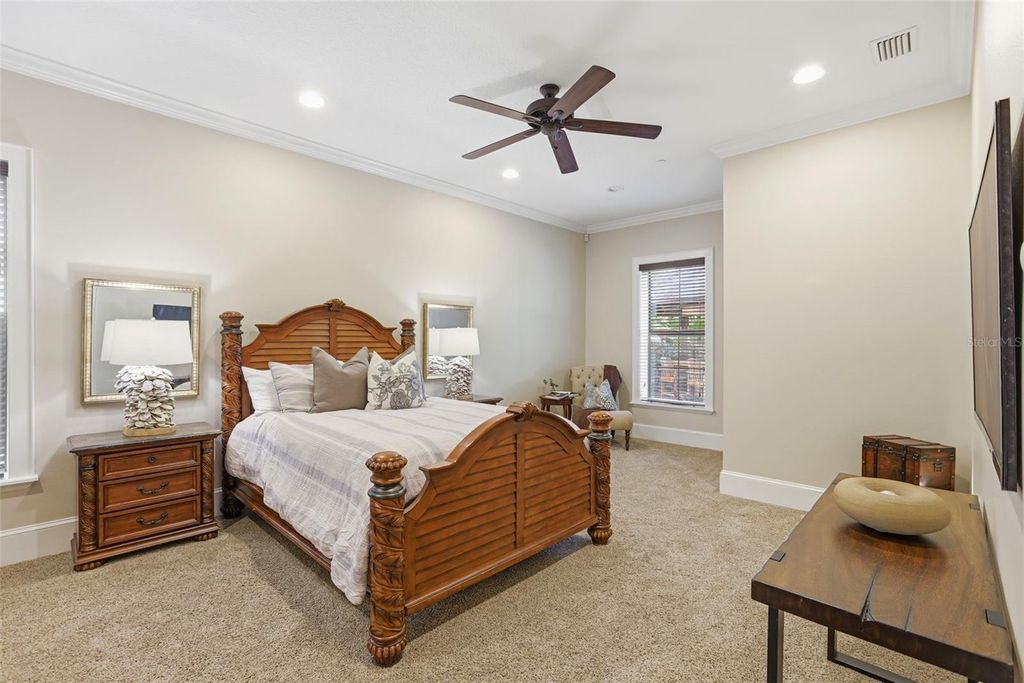 Image 32 of property listing at 713 MAIN STREET, Windermere, FL 34786