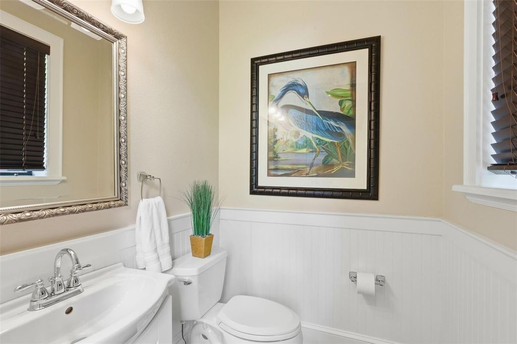 Image 54 of property listing at 713 MAIN STREET, Windermere, FL 34786